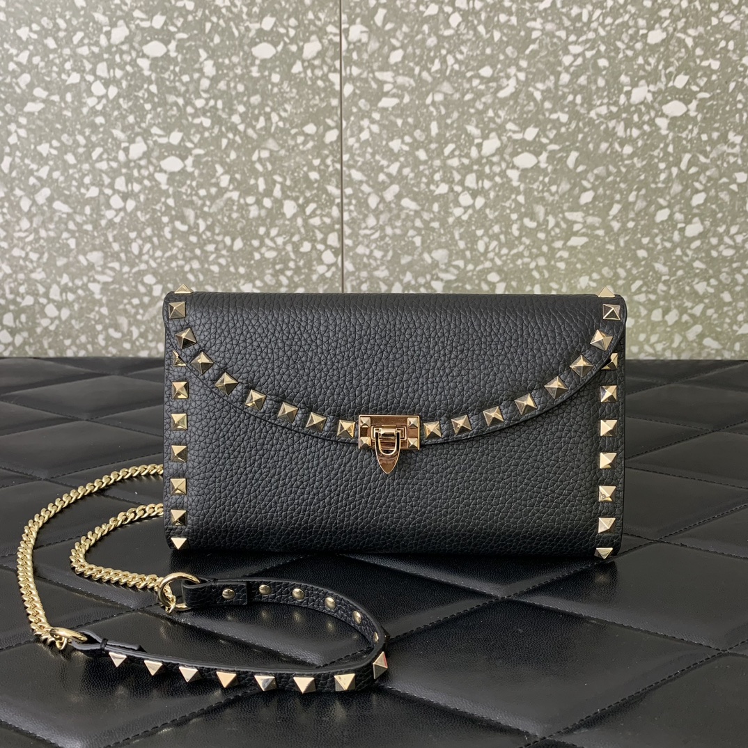 Valentino Garavani Rockstud Small Shoulder Bag in Black Grainy Calfskin